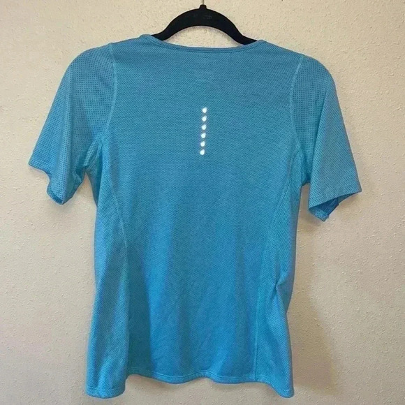 NIKE Zonal Cooling Women’s T-Shirt - Picture 6 of 7